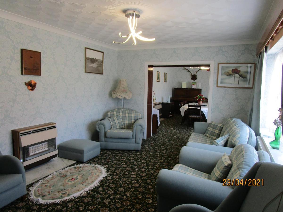 Tremains Guest House Bridgend  Exterior photo