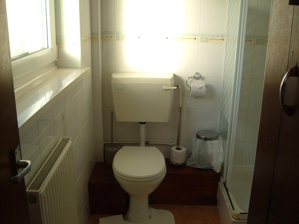 Tremains Guest House Bridgend  Room photo